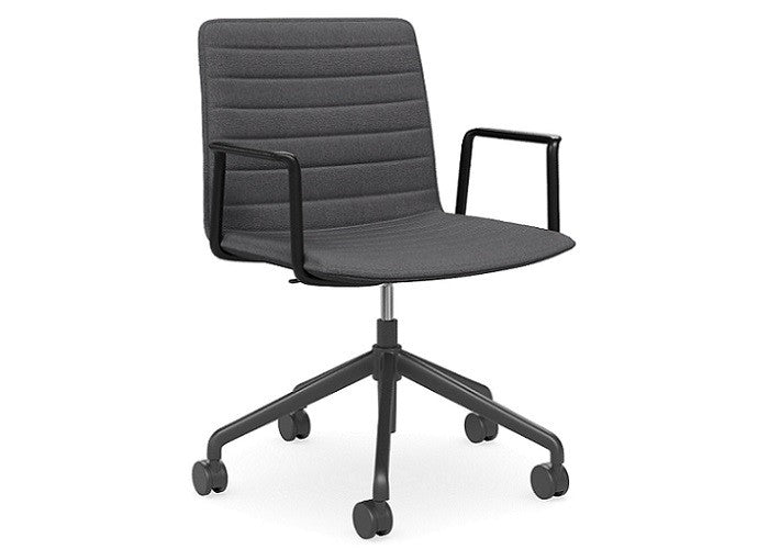 Nicola_Chair_Charcoal_Castors_03web.jpg